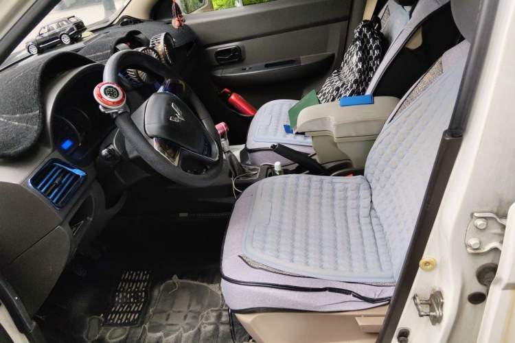 Used Wuling Hongguang 2014 1.5L S Standard Version Left Front Seat