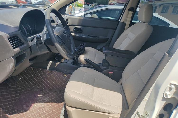 Used Wuling Hongguang 2014 1.5L S Standard Version Left Front Seat