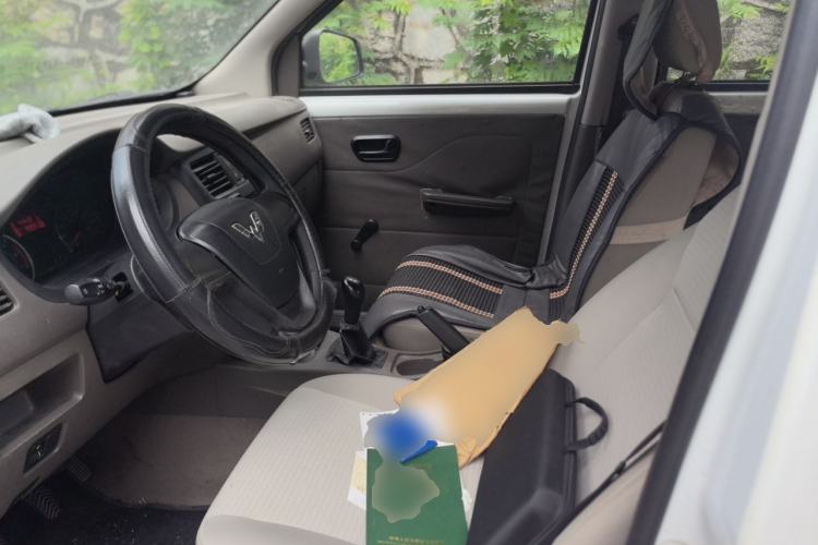 Used Wuling Hongguang 2014 1.5L Base Version Left Front Seat