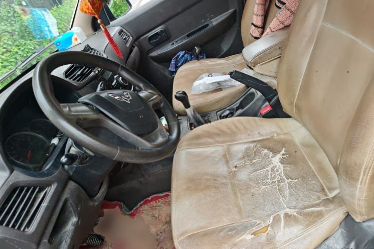 Used Wuling Hongguang 2014 1.2L Base Model China IV Left Front Seat