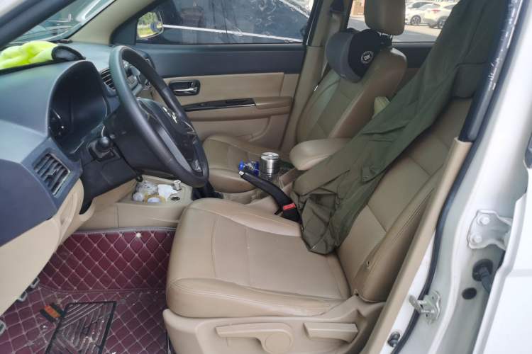 Used Wuling Hongguang 2014 1.5L S Comfort Model Left Front Seat