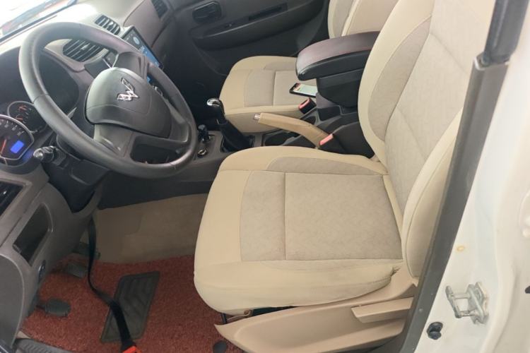 Used Wuling Hongguang 2014 1.5L S Standard Version Left Front Seat