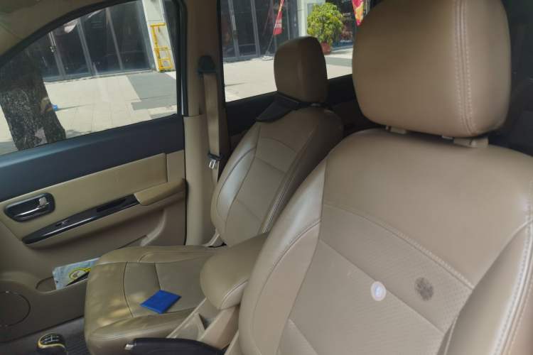 Used Wuling Hongguang 2014 1.5L S Comfort Model Left Front Seat