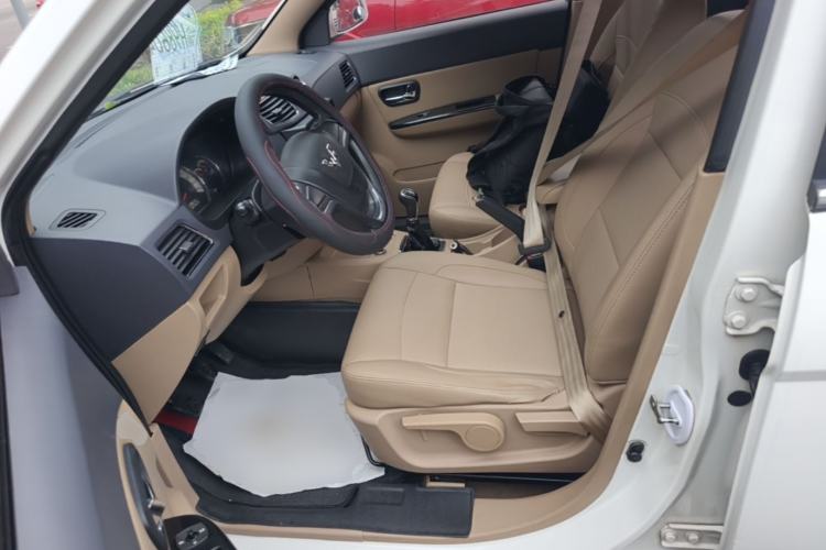Used Wuling Hongguang 2014 1.5L S Comfort Model Left Front Seat