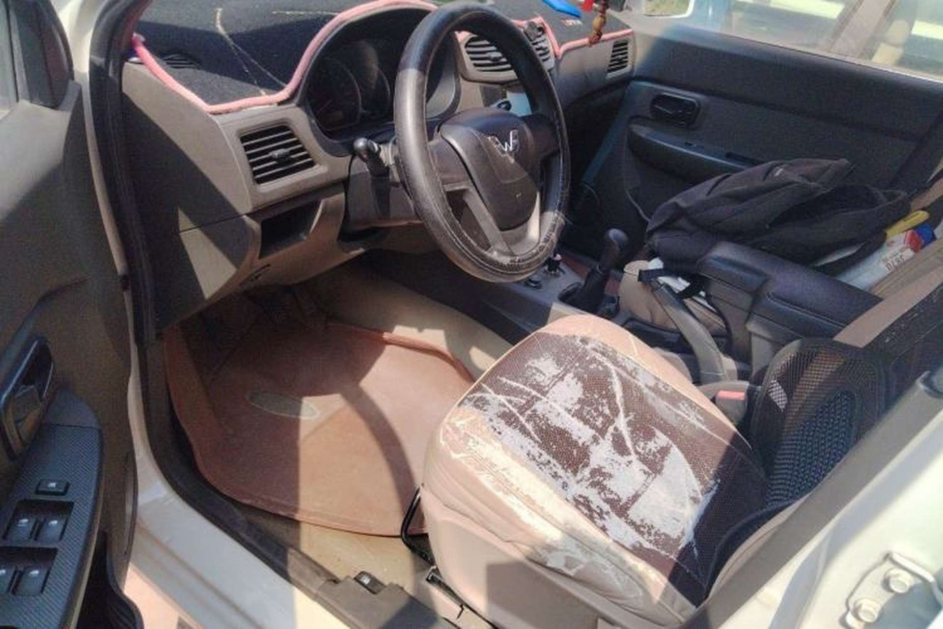 Used Wuling Hongguang 2014 1.5L S Standard Version Left Front Seat