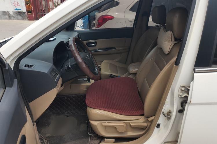 Used Wuling Hongguang 2014 1.5L S Comfort Model Left Front Seat