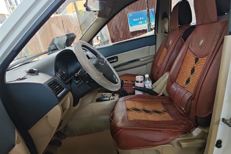 Used Wuling Hongguang 2014 1.2L S Comfort Model China IV Left Front Seat
