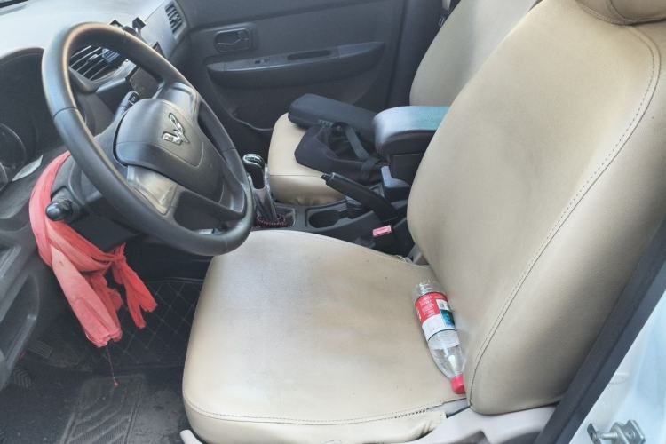Used Wuling Hongguang 2014 1.5L S Standard Version Left Front Seat