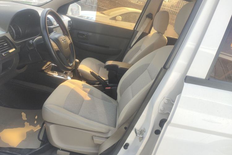 Used Wuling Hongguang 2014 1.5L S Standard Version Left Front Seat