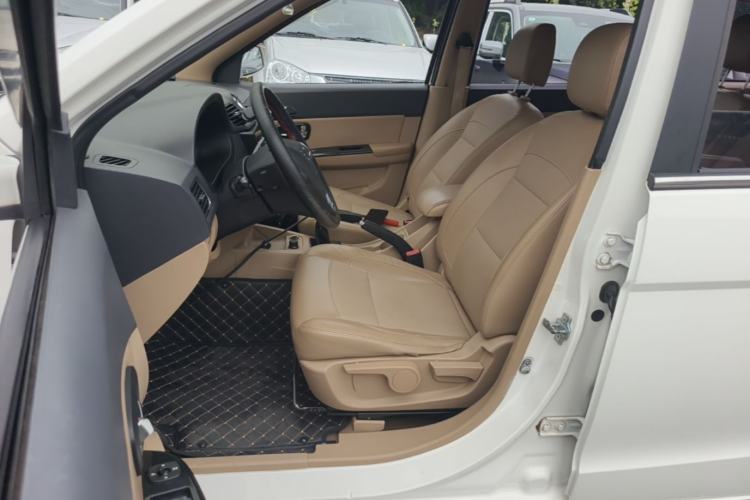 Used Wuling Hongguang 2014 1.5L S Comfort Model Left Front Seat