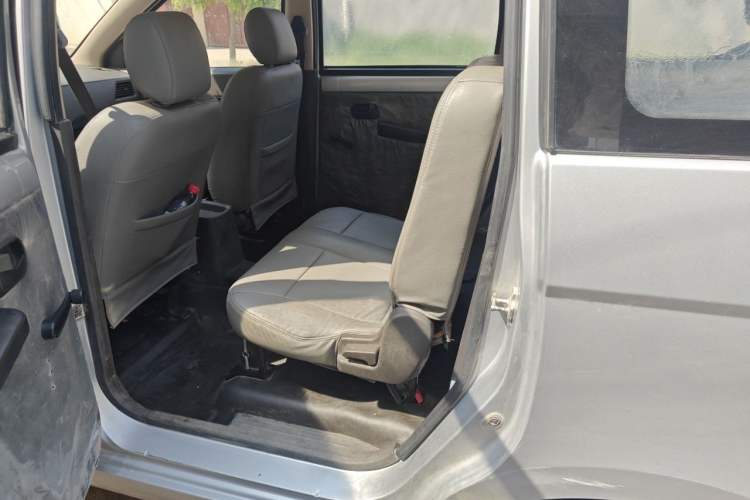 Used Wuling Hongguang 2014 1.2L Base Model China IV Left Rear Seat
