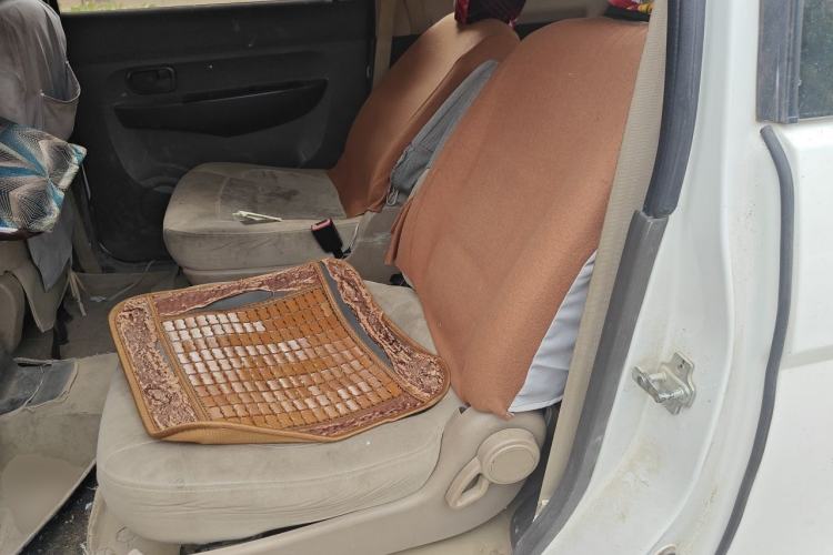 Used Wuling Hongguang 2014 1.5L S Standard Version Left Rear Seat