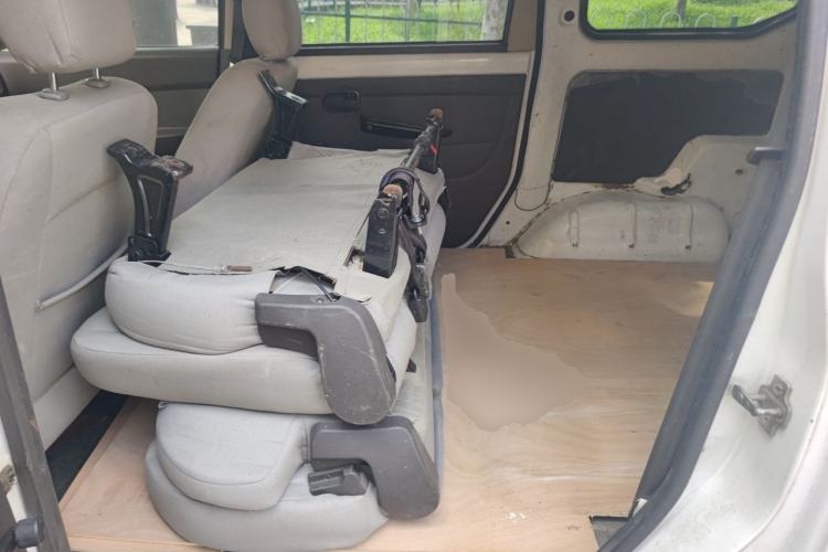 Used Wuling Hongguang 2014 1.2L Base Model China IV Left Rear Seat