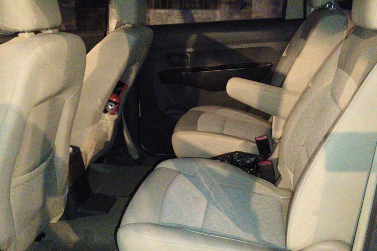 Used Wuling Hongguang 2014 1.5L S Standard Version Left Rear Seat