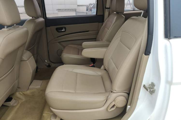Used Wuling Hongguang 2014 1.5L S Standard Version Left Rear Seat