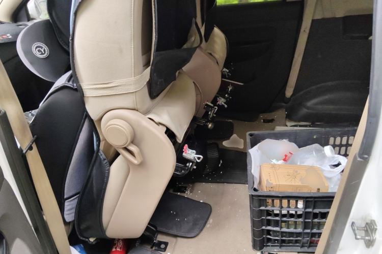 Used Wuling Hongguang 2014 1.5L S Standard Version Left Rear Seat