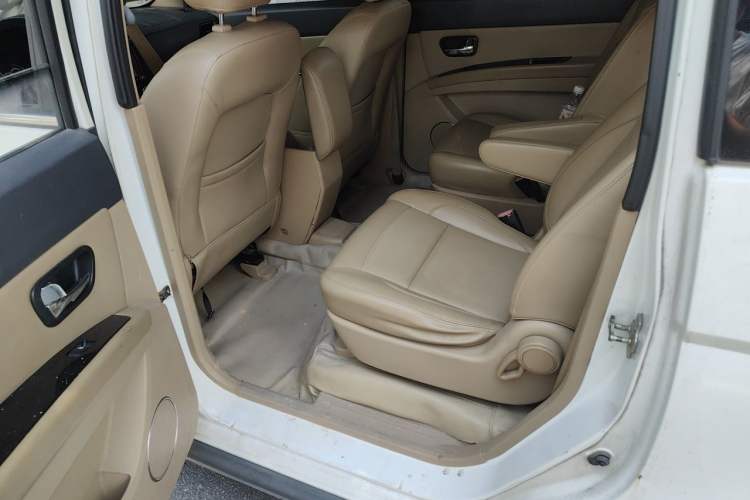 Used Wuling Hongguang 2014 1.5L S Comfort Model Left Rear Seat