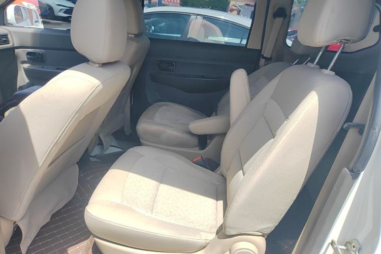 Used Wuling Hongguang 2014 1.5L S Standard Version Left Rear Seat