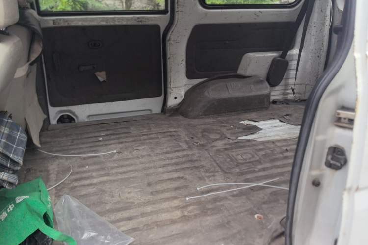 Used Wuling Hongguang 2014 1.5L Base Version Left Rear Seat