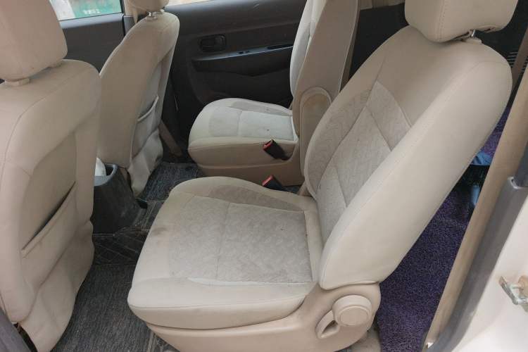Used Wuling Hongguang 2014 1.5L S Standard Version Left Rear Seat