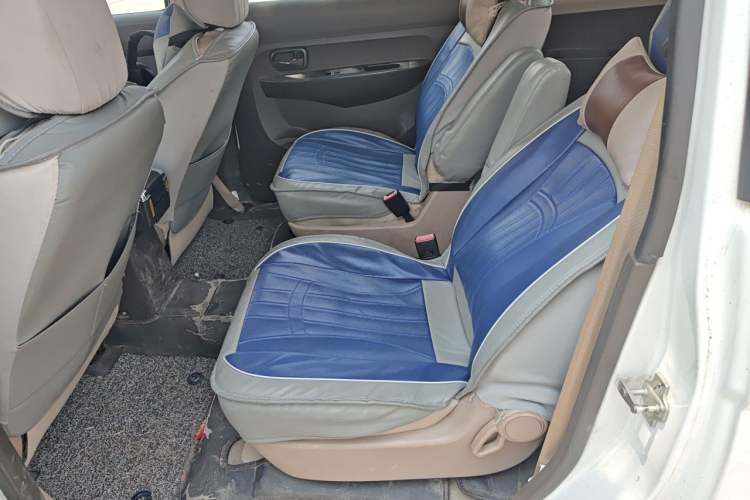 Used Wuling Hongguang 2014 1.5L S Standard Version Left Rear Seat