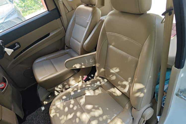 Used Wuling Hongguang 2014 1.5L S Comfort Model Left Rear Seat