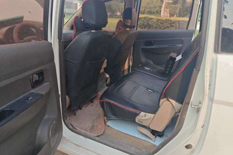 Used Wuling Hongguang 2014 1.5L S Standard Version Left Rear Seat