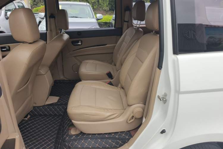 Used Wuling Hongguang 2014 1.5L S Comfort Model Left Rear Seat