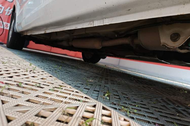 Used Wuling Hongguang 2014 1.5L S Standard Version Left Side Sill