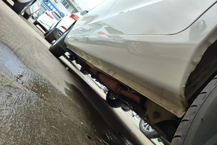 Used Wuling Hongguang 2014 1.5L S Standard Version Left Side Sill