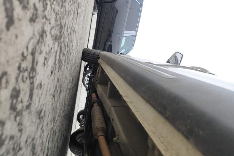 Used Wuling Hongguang 2014 1.5L S Standard Version Left Side Sill