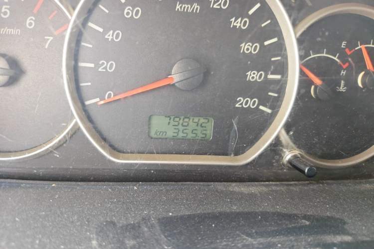 Used Wuling Hongguang 2014 1.2L Base Model China IV Odometer Close Up