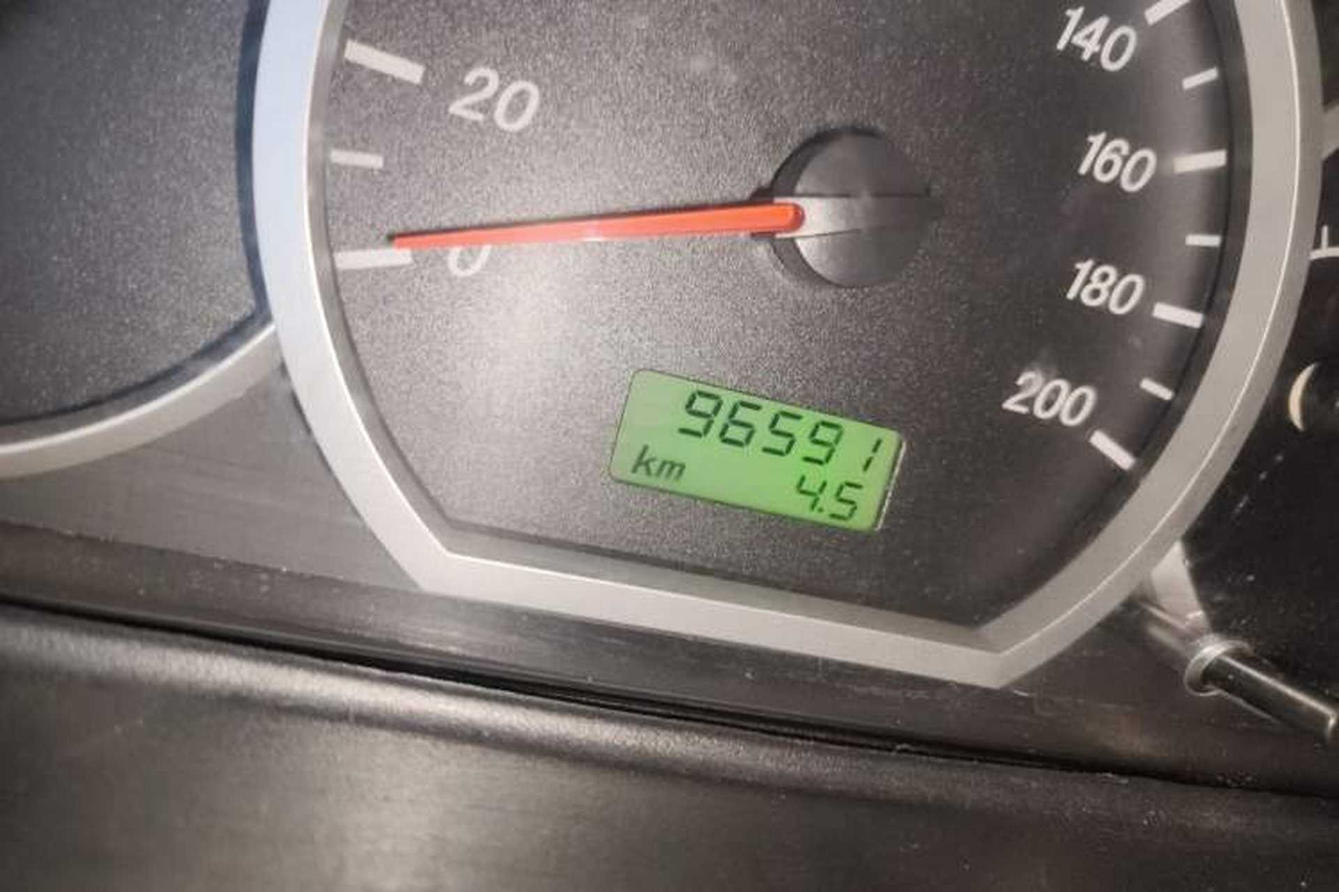 Used Wuling Hongguang 2014 1.2L Base Model China IV Odometer Close Up