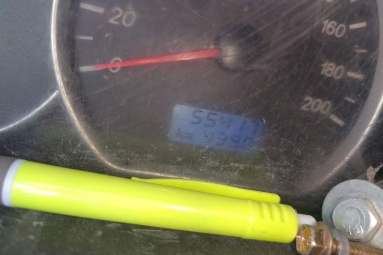 Used Wuling Hongguang 2014 1.5L S Standard Version Odometer Close Up
