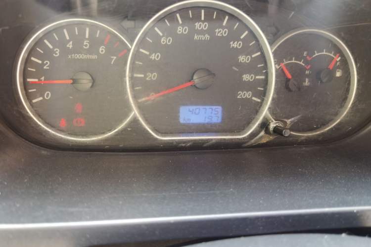 Used Wuling Hongguang 2014 1.5L S Standard Version Odometer Close Up