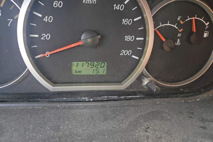 Used Wuling Hongguang 2014 1.2L Base Model China IV Odometer Close Up