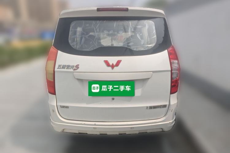 Used Wuling Hongguang 2014 1.5L S Standard Version Rear