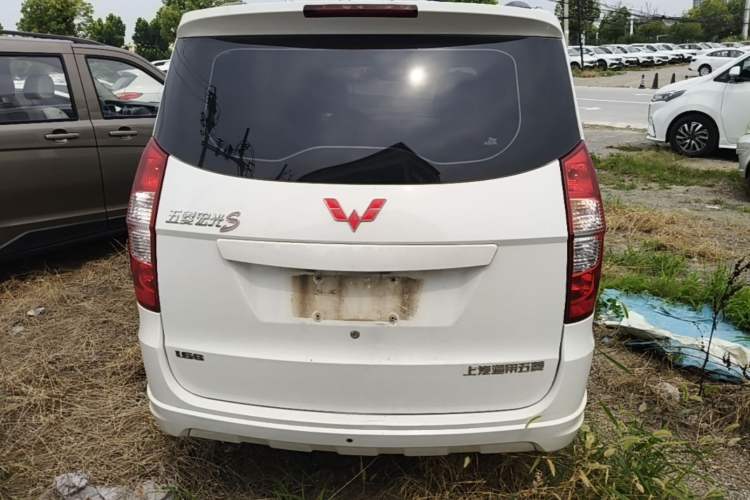 Used Wuling Hongguang 2014 1.5L S Standard Version Rear
