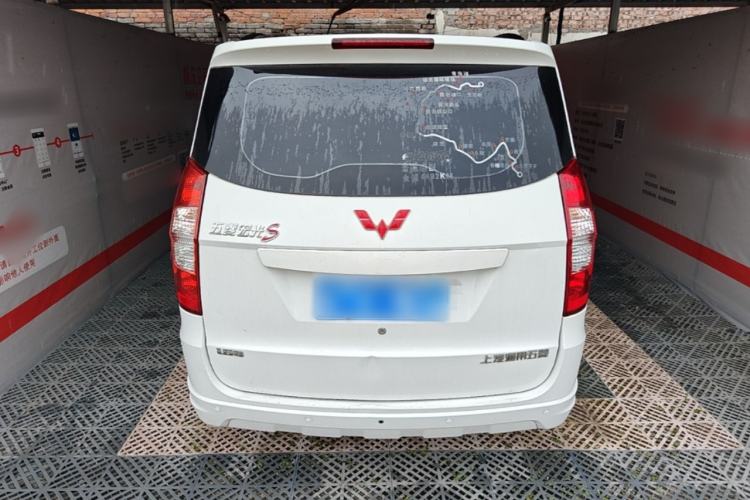 Used Wuling Hongguang 2014 1.5L S Standard Version Rear
