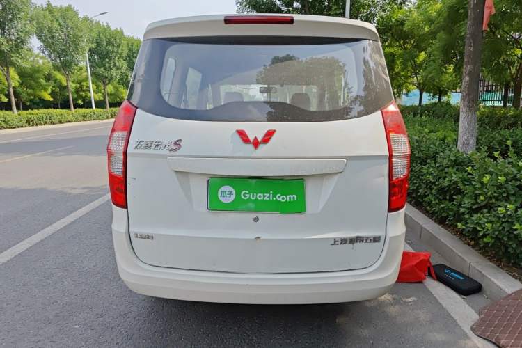 Used Wuling Hongguang 2014 1.2L S Standard Version China IV Standard Rear