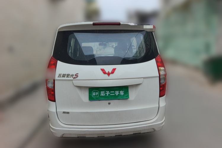 Used Wuling Hongguang 2014 1.5L S Standard Version Rear