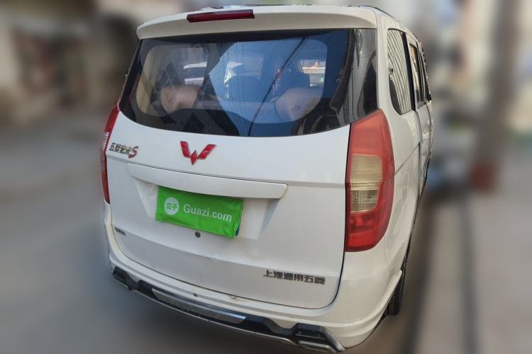 Used Wuling Hongguang 2014 1.5L S Standard Version Rear