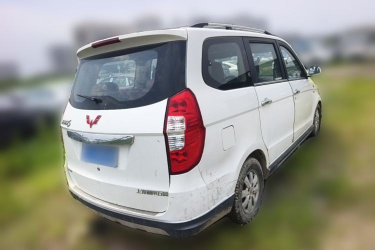 Used Wuling Hongguang 2014 1.5L S Luxury Model Rear Right 45 Deg