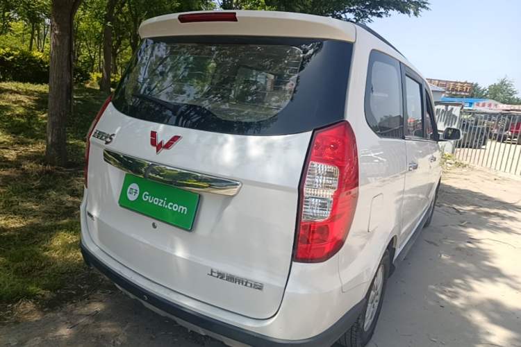 Used Wuling Hongguang 2014 1.5L S Comfort Model Rear Right 45 Deg