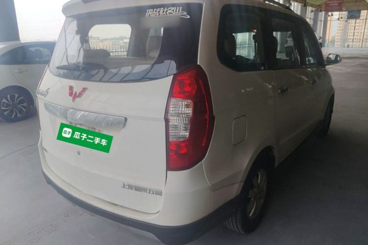 Used Wuling Hongguang 2014 1.5L S Luxury Model Rear Right 45 Deg