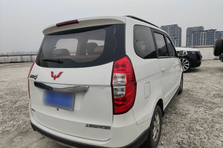 Used Wuling Hongguang 2014 1.5L S Standard Version Rear Right 45 Deg