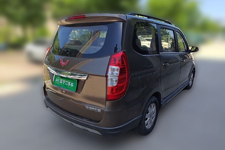 Used Wuling Hongguang 2014 1.5L S Comfort Model Rear Right 45 Deg