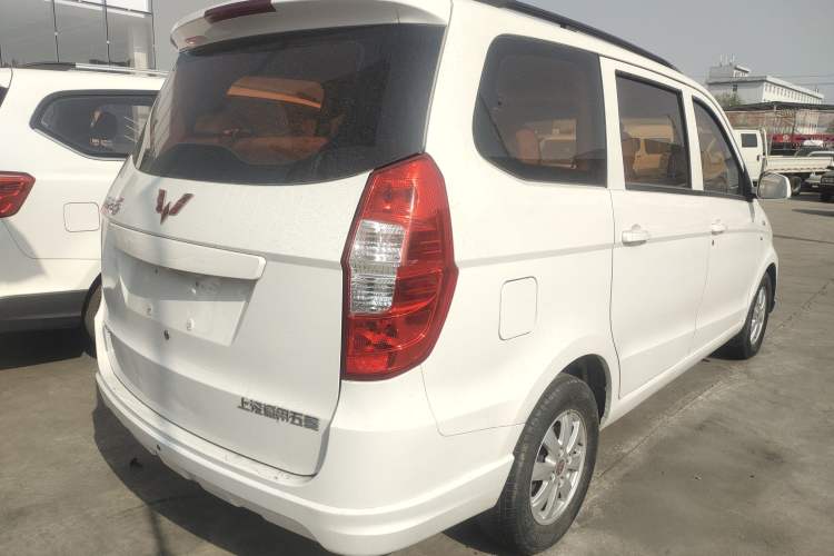Used Wuling Hongguang 2014 1.5L S Standard Version Rear Right 45 Deg