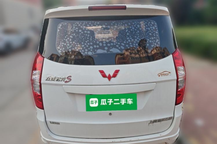 Used Wuling Hongguang 2014 1.5L S Standard Version Rear