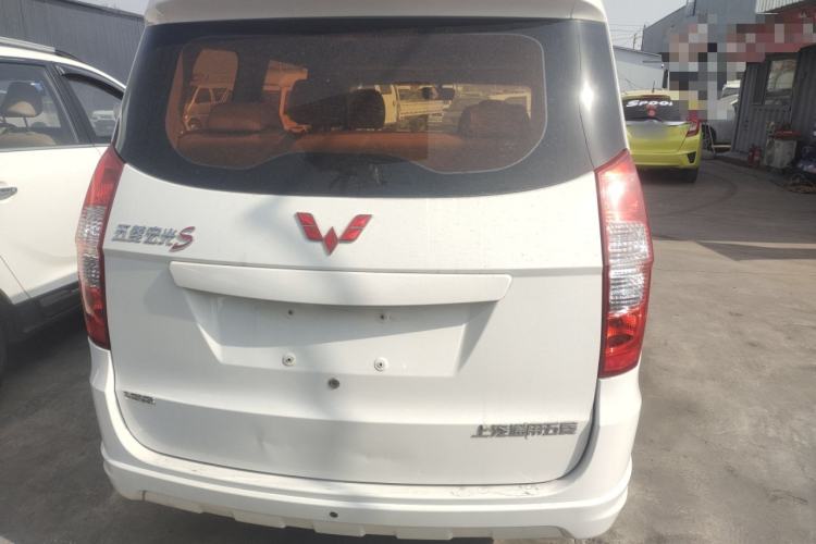 Used Wuling Hongguang 2014 1.5L S Standard Version Rear